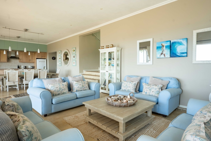 5 Bedroom Property for Sale in Freeland Park KwaZulu-Natal