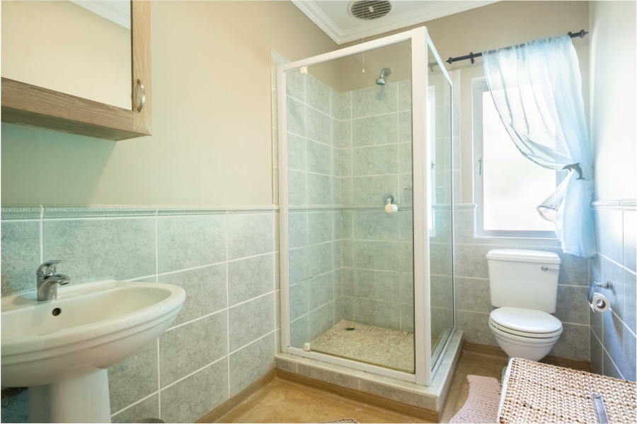 5 Bedroom Property for Sale in Freeland Park KwaZulu-Natal