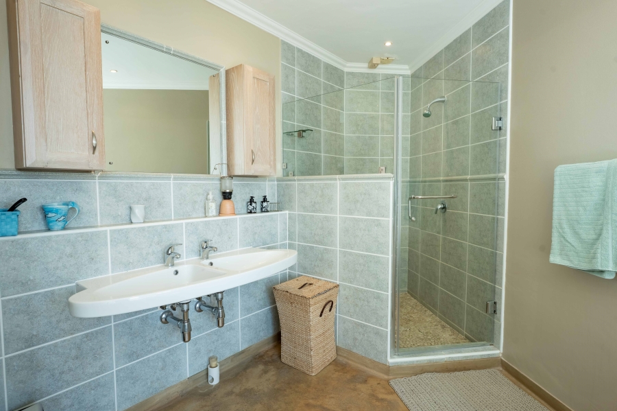 5 Bedroom Property for Sale in Freeland Park KwaZulu-Natal