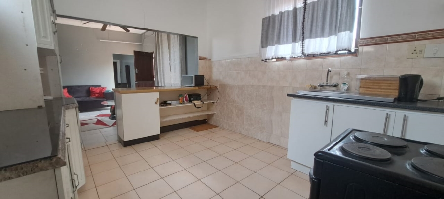 To Let 1 Bedroom Property for Rent in Glenwood KwaZulu-Natal