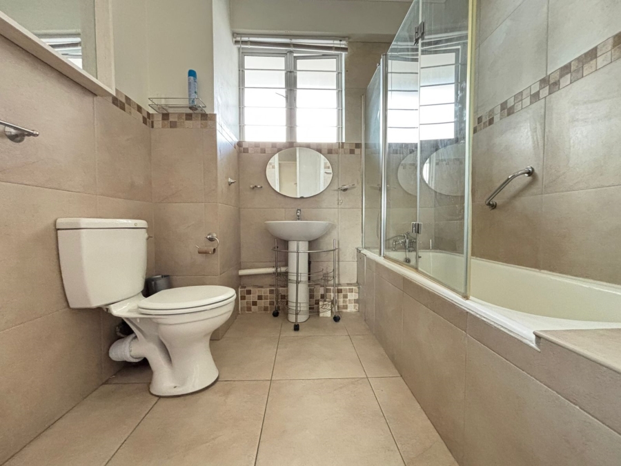 2 Bedroom Property for Sale in Essenwood KwaZulu-Natal