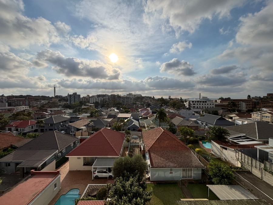 2 Bedroom Property for Sale in Essenwood KwaZulu-Natal