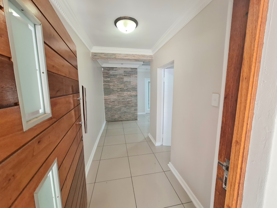 8 Bedroom Property for Sale in Montrose KwaZulu-Natal