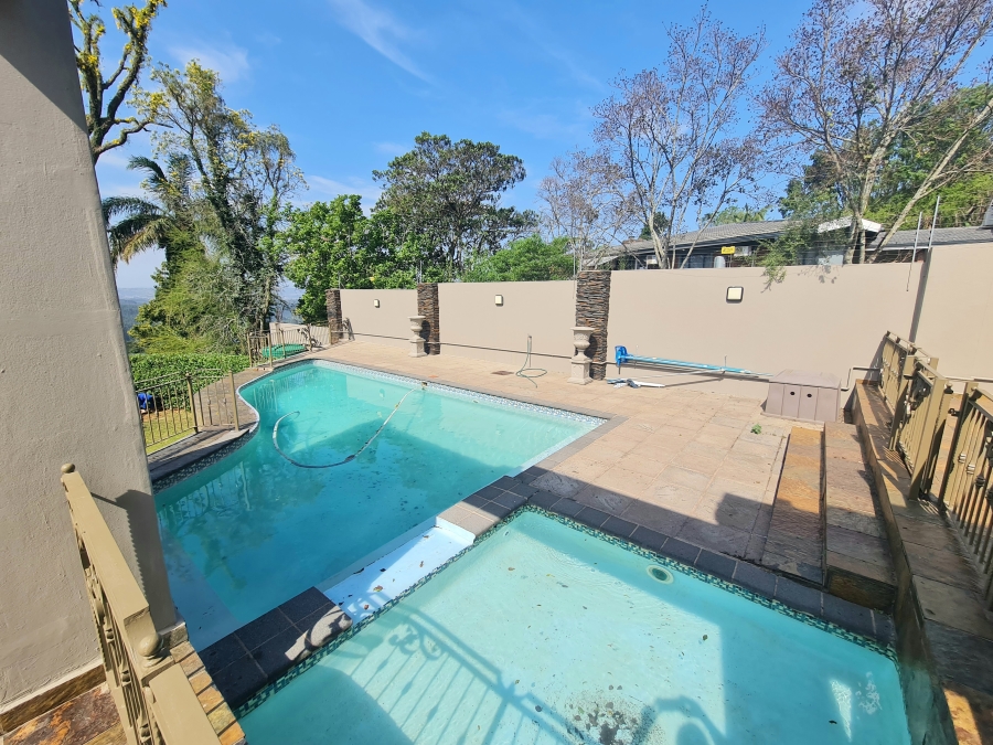 8 Bedroom Property for Sale in Montrose KwaZulu-Natal