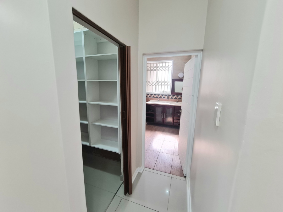 8 Bedroom Property for Sale in Montrose KwaZulu-Natal