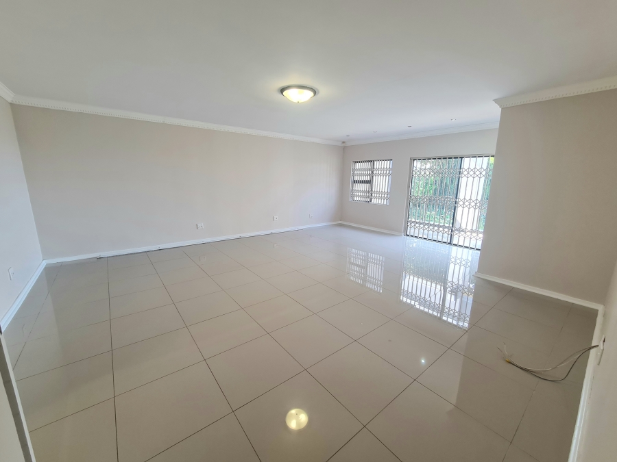 8 Bedroom Property for Sale in Montrose KwaZulu-Natal