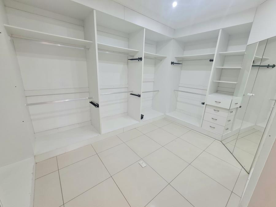 8 Bedroom Property for Sale in Montrose KwaZulu-Natal