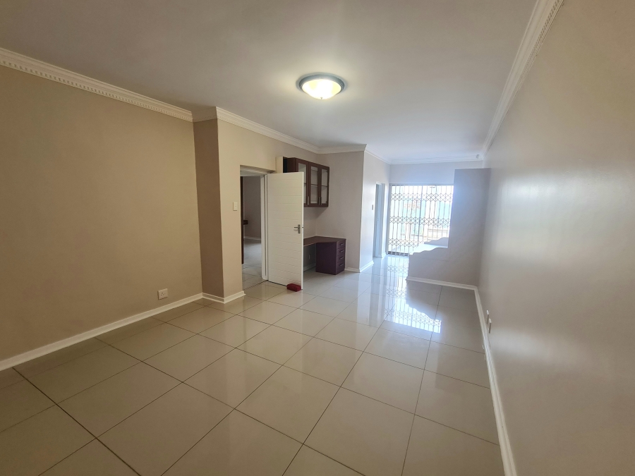 8 Bedroom Property for Sale in Montrose KwaZulu-Natal