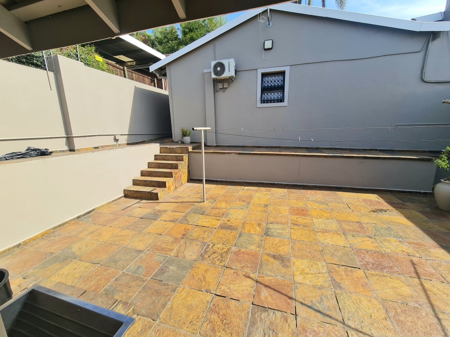 8 Bedroom Property for Sale in Montrose KwaZulu-Natal