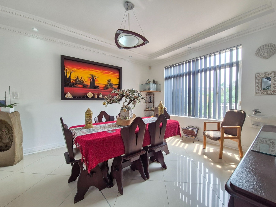 6 Bedroom Property for Sale in Sheffield Beach KwaZulu-Natal