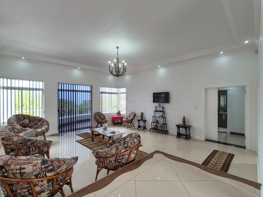 6 Bedroom Property for Sale in Sheffield Beach KwaZulu-Natal