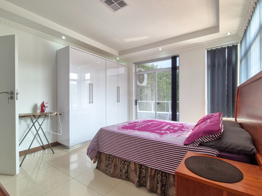 6 Bedroom Property for Sale in Sheffield Beach KwaZulu-Natal