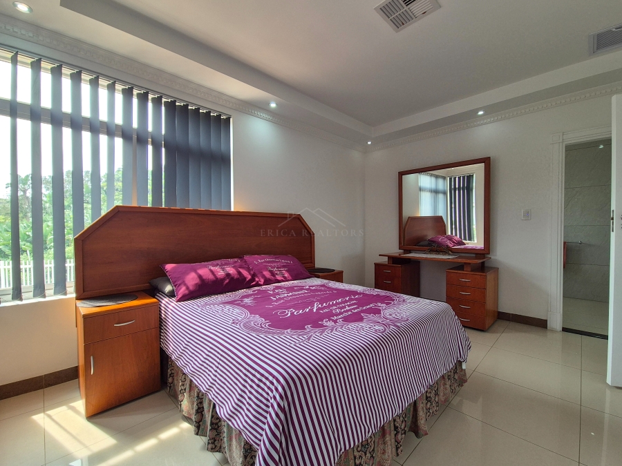 6 Bedroom Property for Sale in Sheffield Beach KwaZulu-Natal