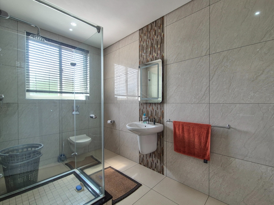 6 Bedroom Property for Sale in Sheffield Beach KwaZulu-Natal