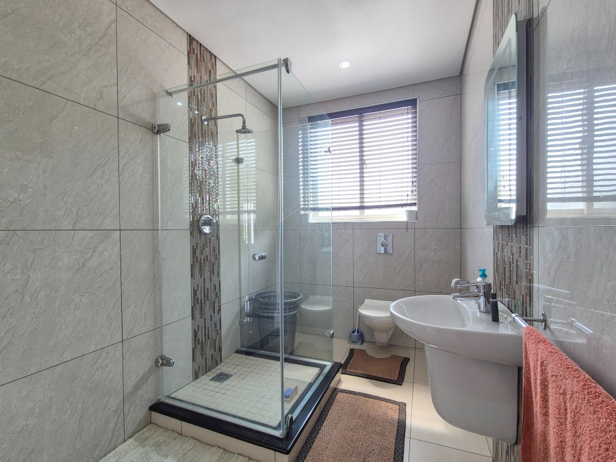 6 Bedroom Property for Sale in Sheffield Beach KwaZulu-Natal