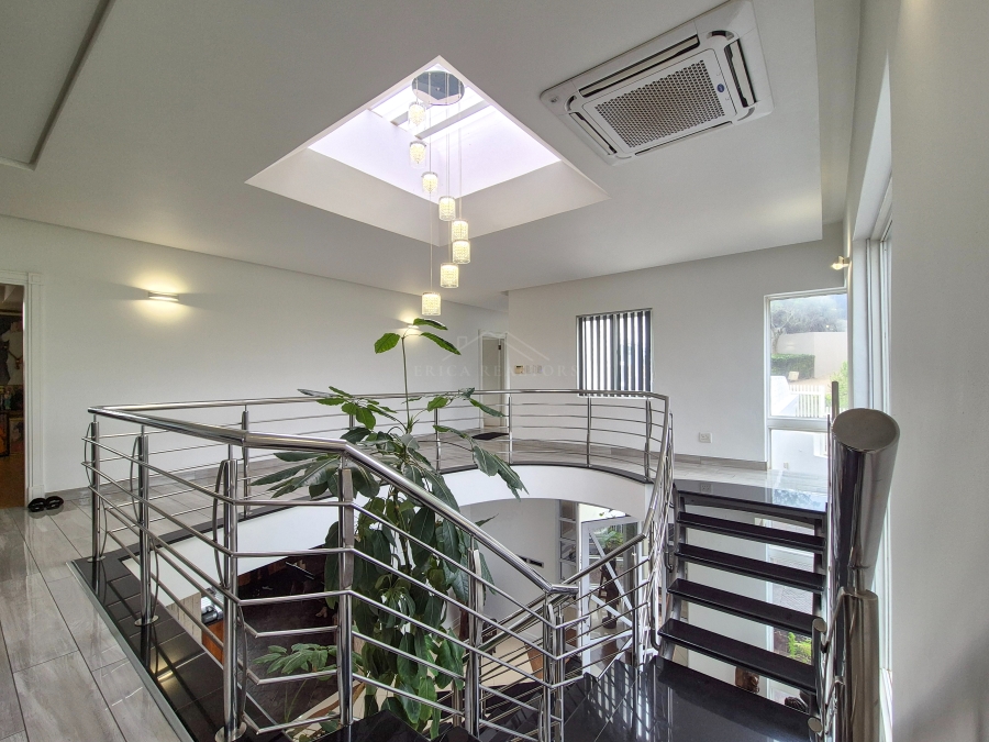 6 Bedroom Property for Sale in Sheffield Beach KwaZulu-Natal