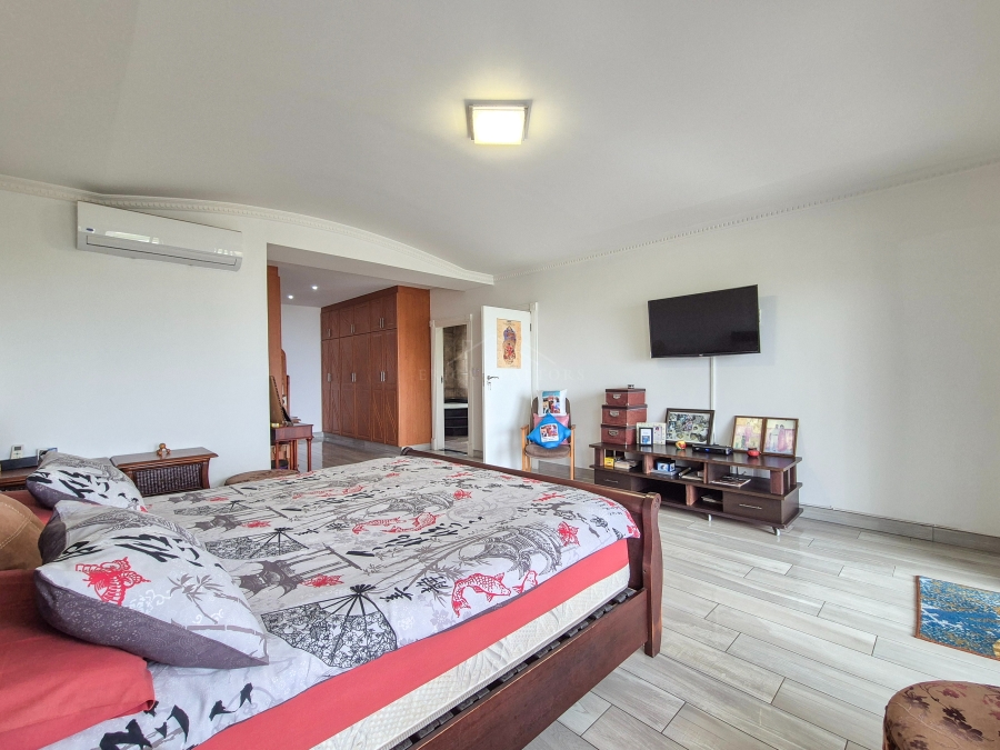 6 Bedroom Property for Sale in Sheffield Beach KwaZulu-Natal