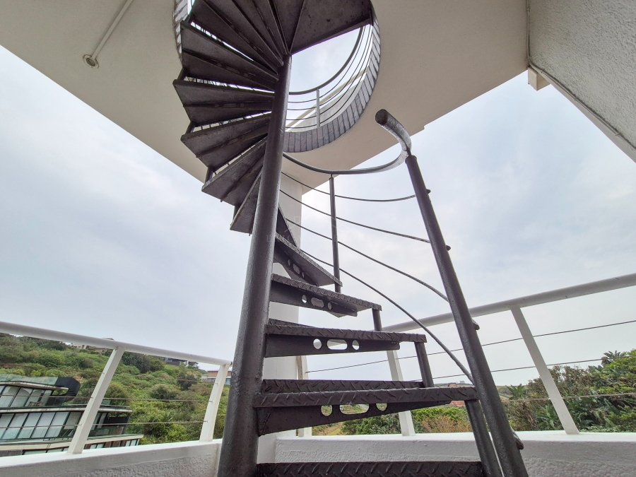 6 Bedroom Property for Sale in Sheffield Beach KwaZulu-Natal