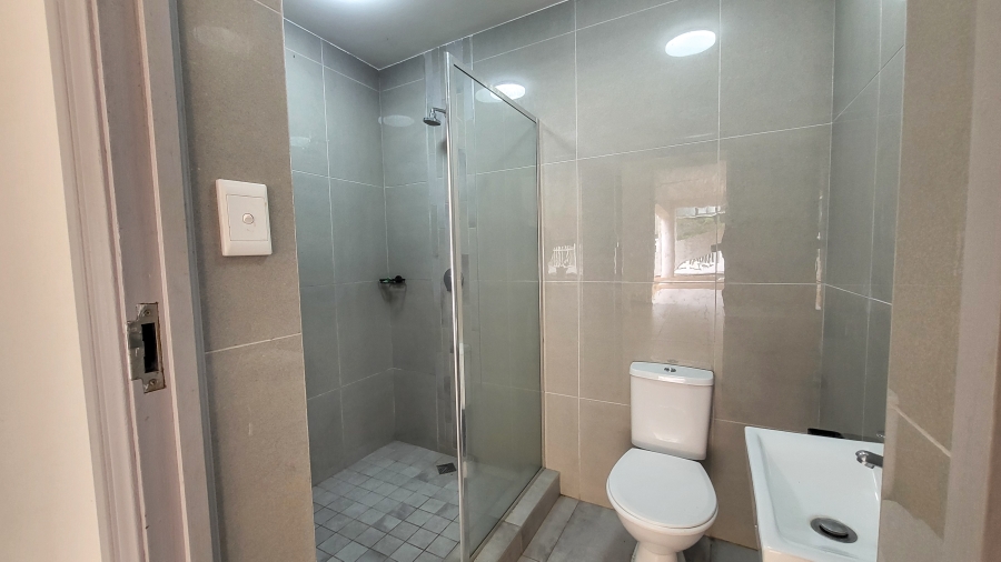 6 Bedroom Property for Sale in Sheffield Beach KwaZulu-Natal