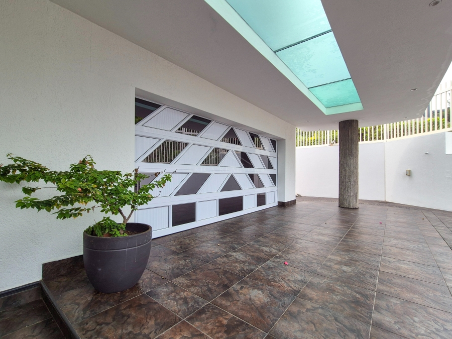6 Bedroom Property for Sale in Sheffield Beach KwaZulu-Natal