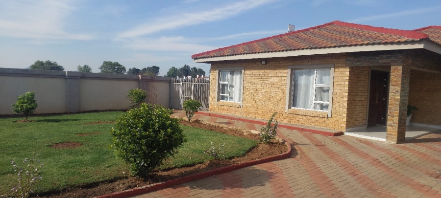 4 Bedroom Property for Sale in Sunset View KwaZulu-Natal