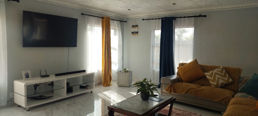 4 Bedroom Property for Sale in Sunset View KwaZulu-Natal