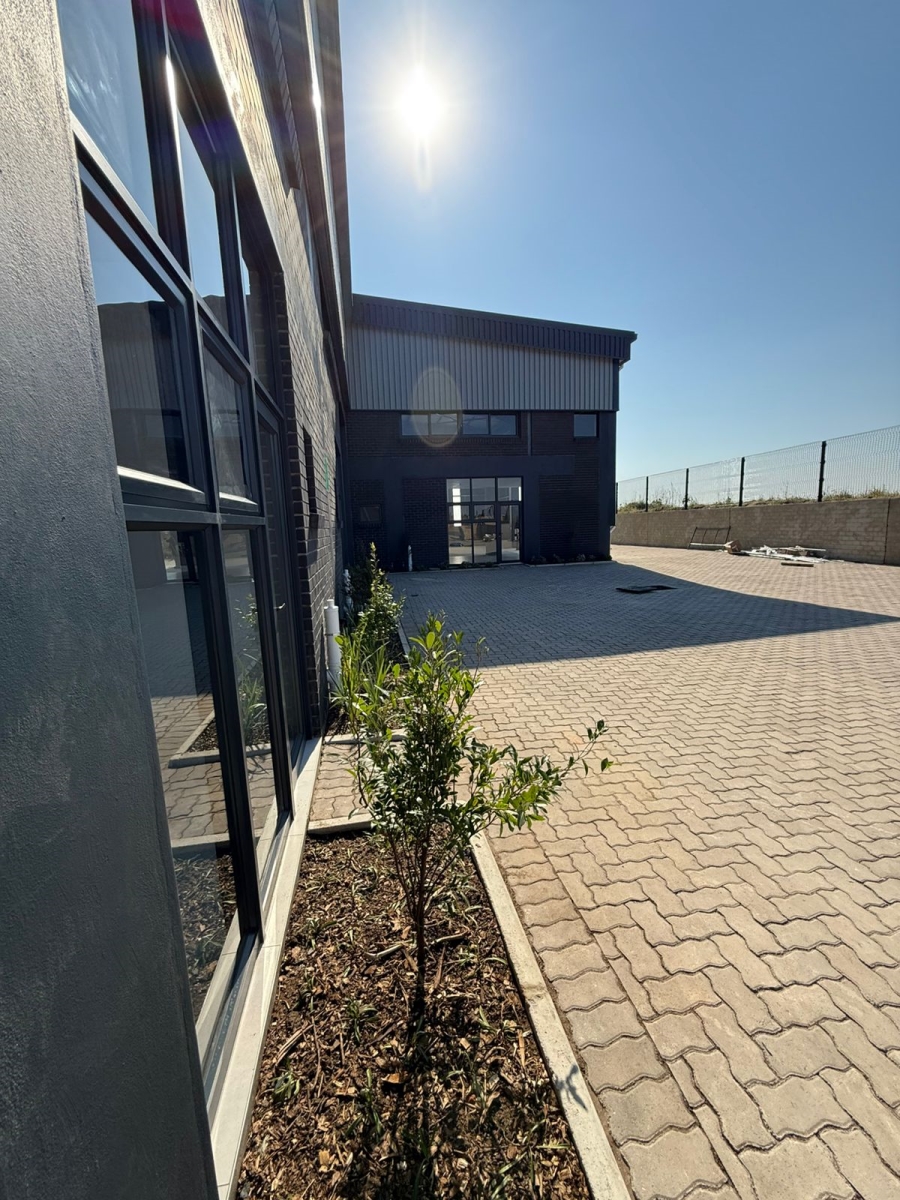 To Let commercial Property for Rent in Ballito Commercial District KwaZulu-Natal