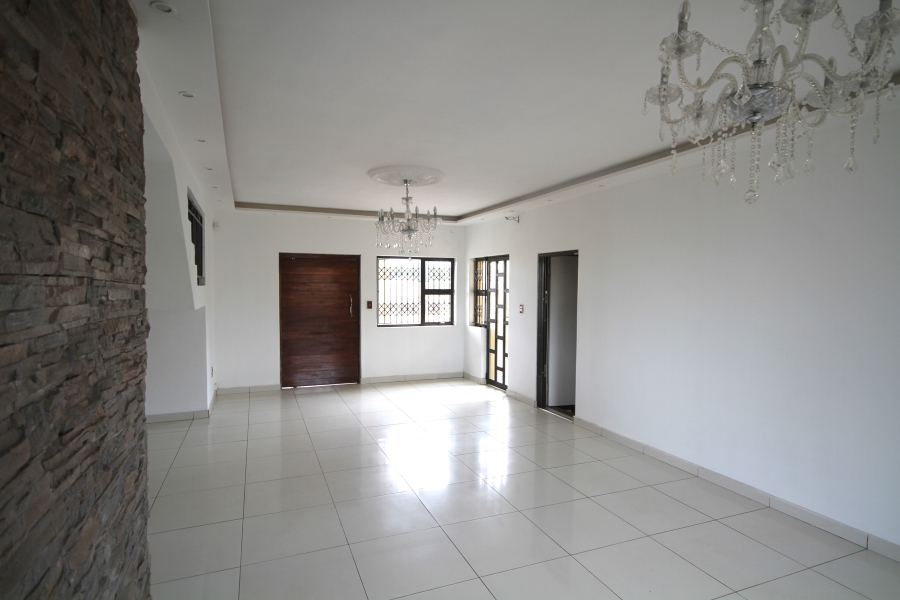 3 Bedroom Property for Sale in Amanzimtoti KwaZulu-Natal