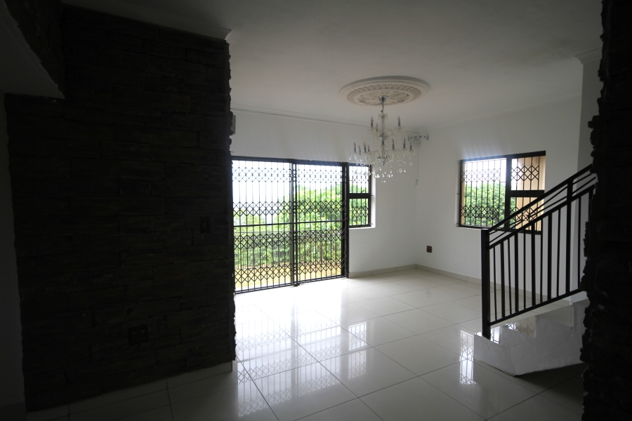 3 Bedroom Property for Sale in Amanzimtoti KwaZulu-Natal