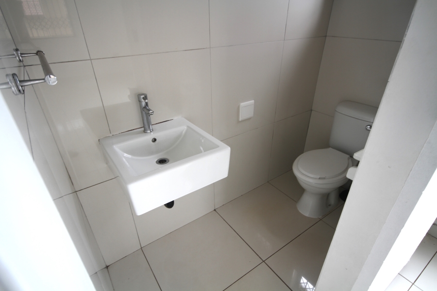 3 Bedroom Property for Sale in Amanzimtoti KwaZulu-Natal