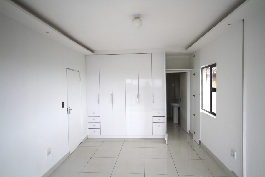 3 Bedroom Property for Sale in Amanzimtoti KwaZulu-Natal