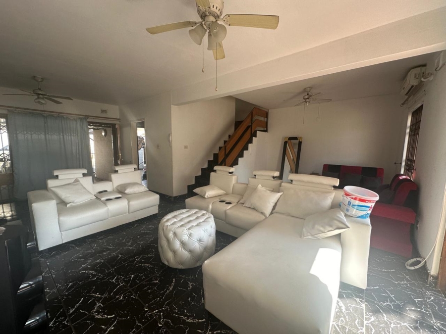 3 Bedroom Property for Sale in Scottsville KwaZulu-Natal