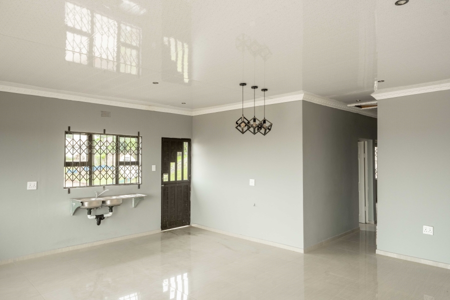 3 Bedroom Property for Sale in Lovu KwaZulu-Natal