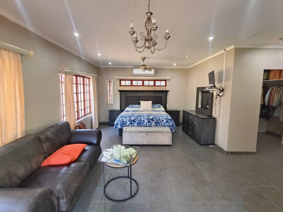 4 Bedroom Property for Sale in Meer En See KwaZulu-Natal