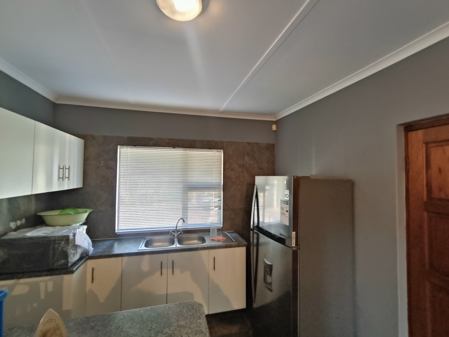 4 Bedroom Property for Sale in Meer En See KwaZulu-Natal