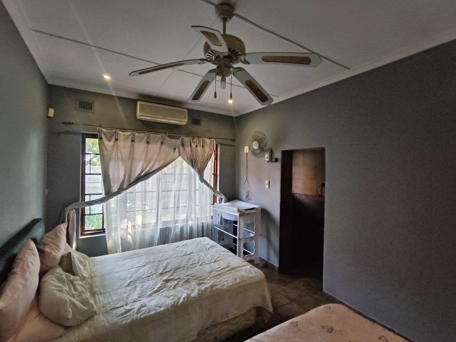 4 Bedroom Property for Sale in Meer En See KwaZulu-Natal