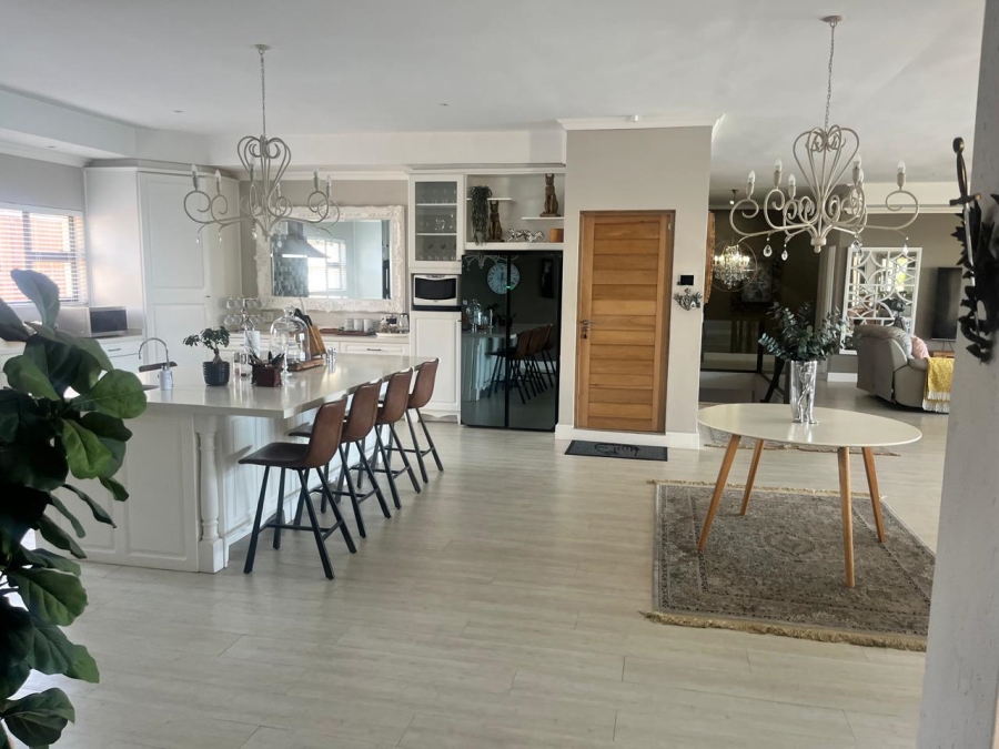 4 Bedroom Property for Sale in Sheffield Beach KwaZulu-Natal