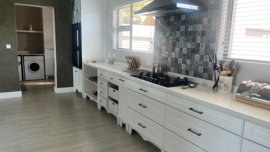 4 Bedroom Property for Sale in Sheffield Beach KwaZulu-Natal