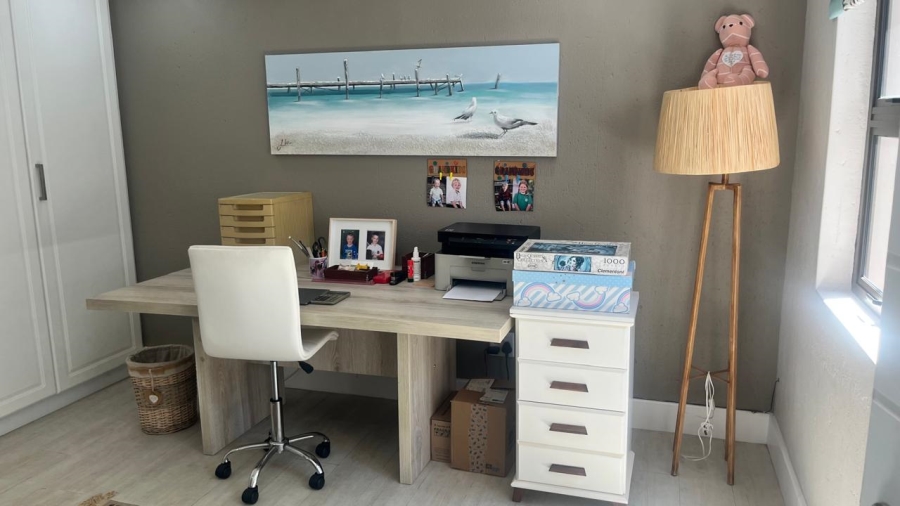 4 Bedroom Property for Sale in Sheffield Beach KwaZulu-Natal