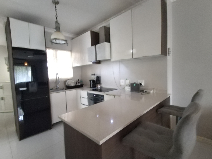 3 Bedroom Property for Sale in Essenwood KwaZulu-Natal