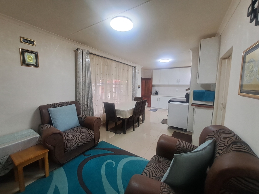 2 Bedroom Property for Sale in Uvongo Beach KwaZulu-Natal