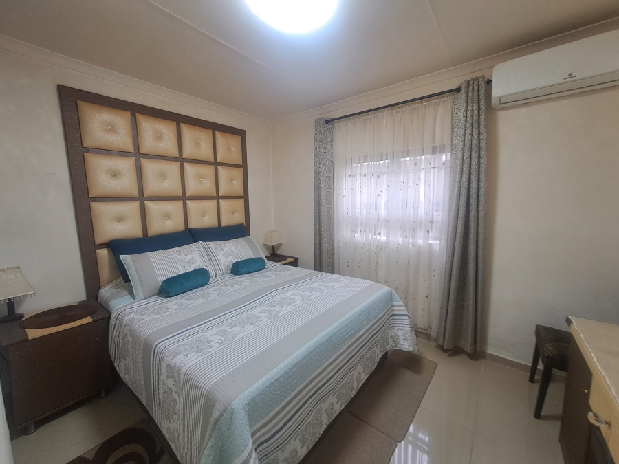 2 Bedroom Property for Sale in Uvongo Beach KwaZulu-Natal