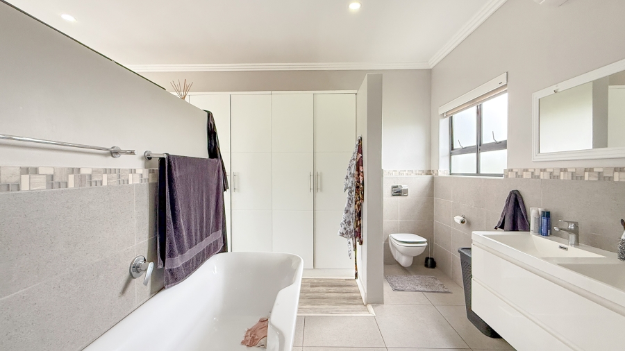 4 Bedroom Property for Sale in Ballito Central KwaZulu-Natal