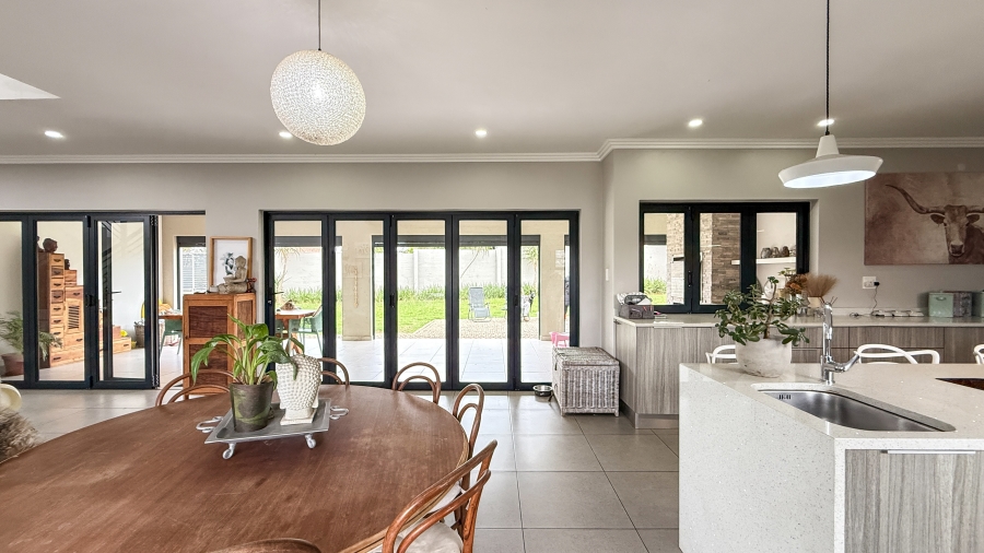4 Bedroom Property for Sale in Ballito Central KwaZulu-Natal
