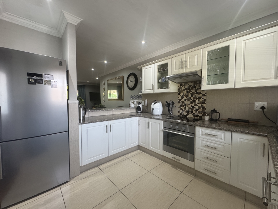 3 Bedroom Property for Sale in Gillitts KwaZulu-Natal