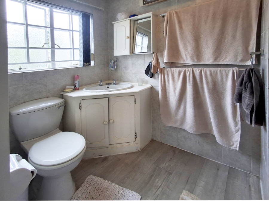 3 Bedroom Property for Sale in Greendale KwaZulu-Natal