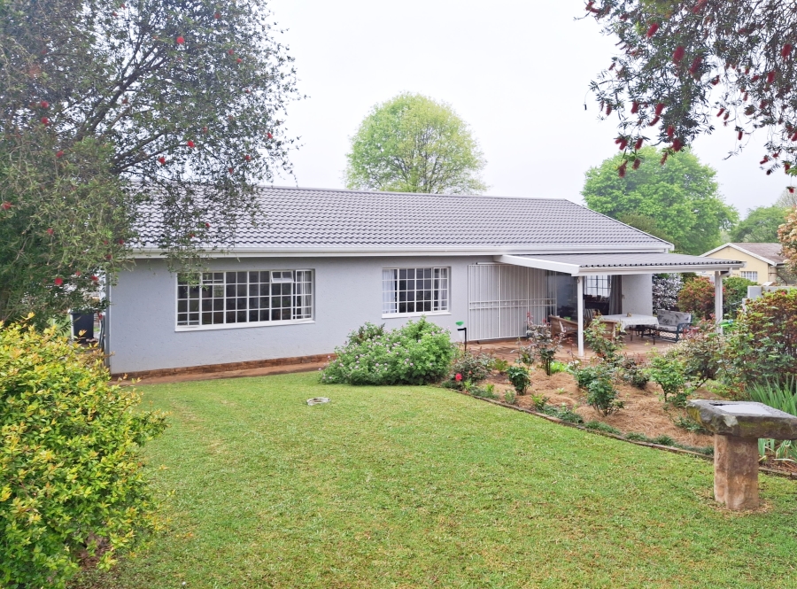 3 Bedroom Property for Sale in Greendale KwaZulu-Natal