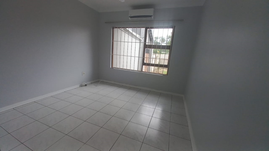 To Let 1 Bedroom Property for Rent in Meer En See KwaZulu-Natal