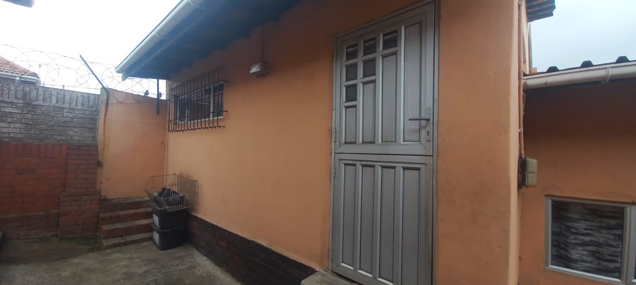 3 Bedroom Property for Sale in Glenwood KwaZulu-Natal