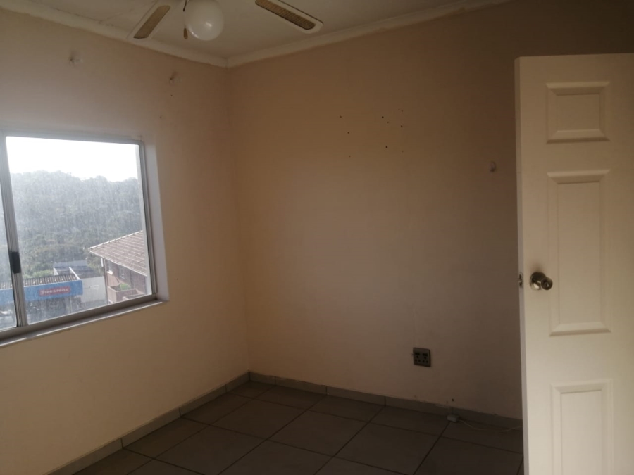 To Let 2 Bedroom Property for Rent in Amanzimtoti KwaZulu-Natal